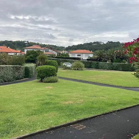 Milady Garden View Apartman Biarritz